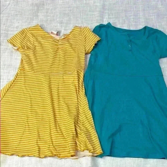 SET OF TWO GIRLS DRESSES IN YELLOW AND TEAL - Picture 1 of 6